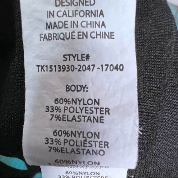 Fabletics Black Racerback Geometric Design Size Medium - Picture 7 of 10